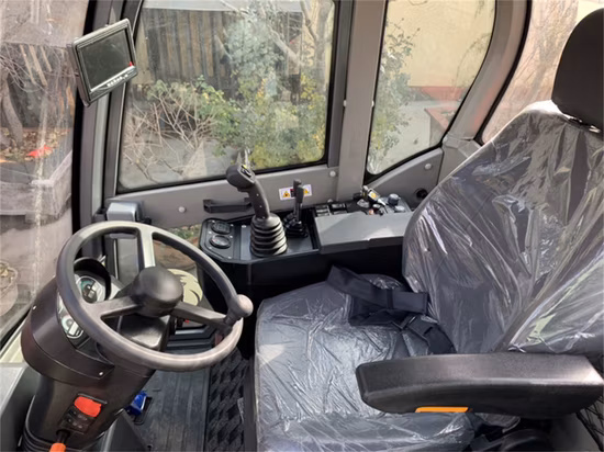 Китайский поставщик HSm Компактный/сочлененный/многофункциональный с ковшом двигателя CE/Евро 5/навесным оборудованием/кабиной/ропсами/рулонной балкой 816 Мини-погрузчик для продаж/сада